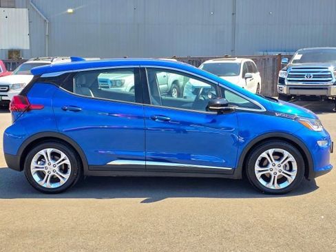 Used 2019 Chevrolet Bolt LT FWD image 8