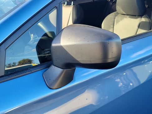 Used 2022 Subaru Crosstrek 2.0i image 11