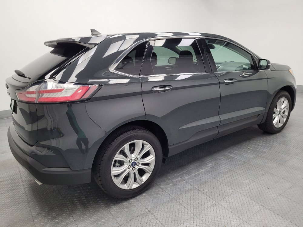 Used 2021 Ford Edge Titanium w/ Cargo Accessory Package FWD image 10