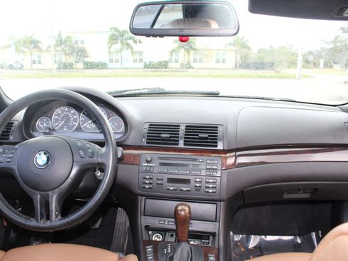 Used 2006 BMW 330Ci Convertible image 13