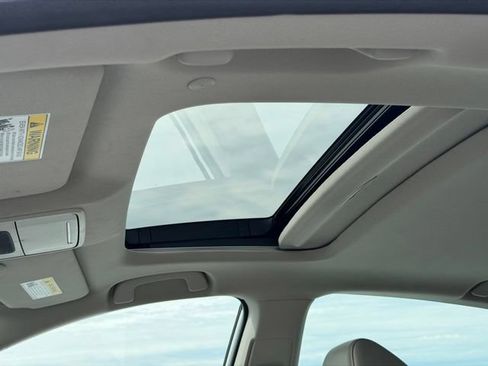 Certified 2024 Honda Accord Touring image 24