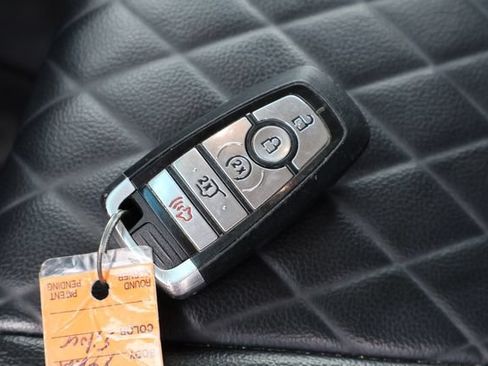 Used 2024 Ford Edge Titanium AWD/4WD image 31