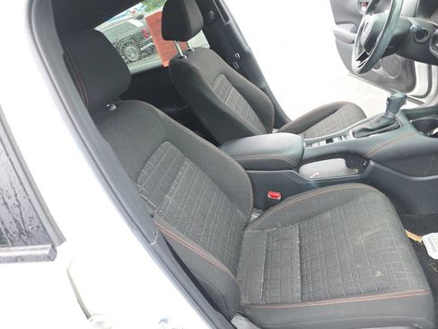 Certified 2024 Honda HR-V Sport image 25