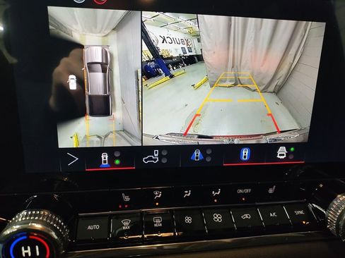 New 2026 GMC Canyon Elevation w/ Convenience Package image 30