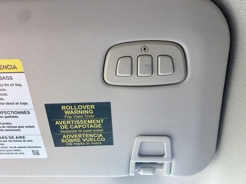 Used 2020 Ford Escape Titanium FWD image 27