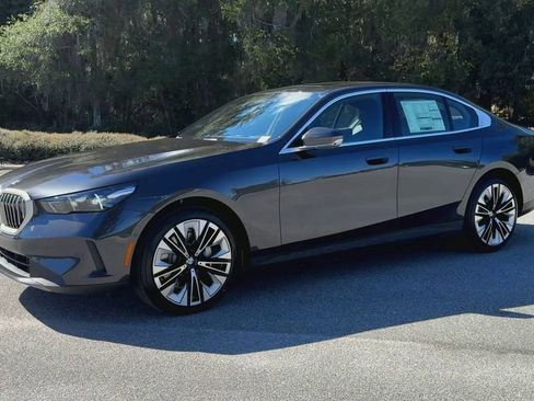 New 2026 BMW 530i 530i w/ Premium Package image 4