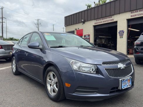 Used 2014 Chevrolet Cruze LT FWD image 8