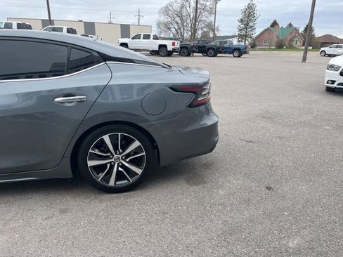 Used 2020 Nissan Maxima 3.5 SL w/ Floor Mat Group image 9