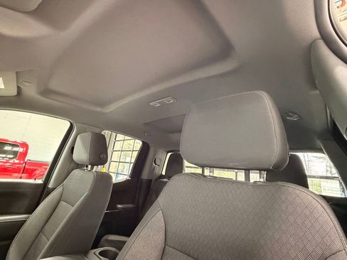 Used 2021 GMC Sierra 1500 Elevation w/ Preferred Package image 30