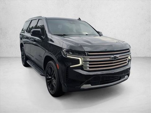 Used 2023 Chevrolet Tahoe High Country AWD/4WD image 3