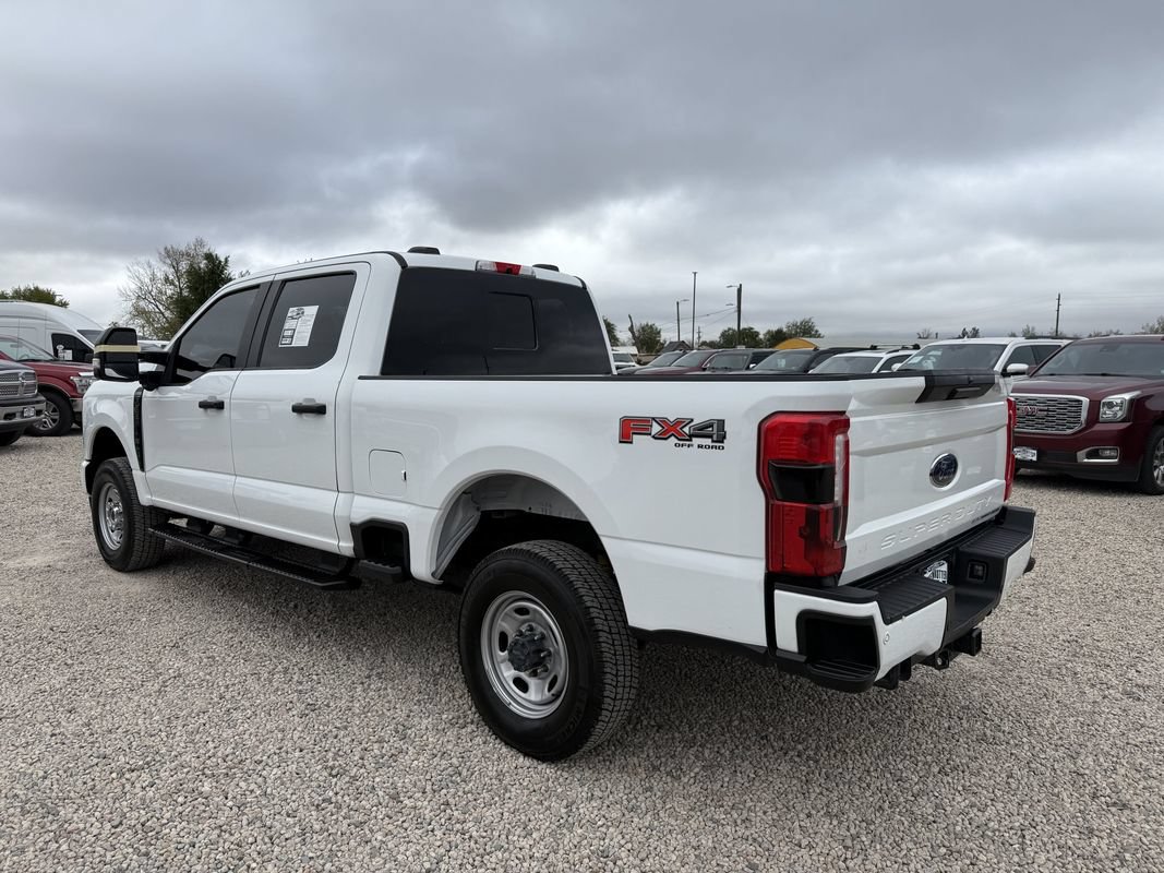 Used 2024 Ford F250 XL w/ STX Appearance Package AWD/4WD image 7