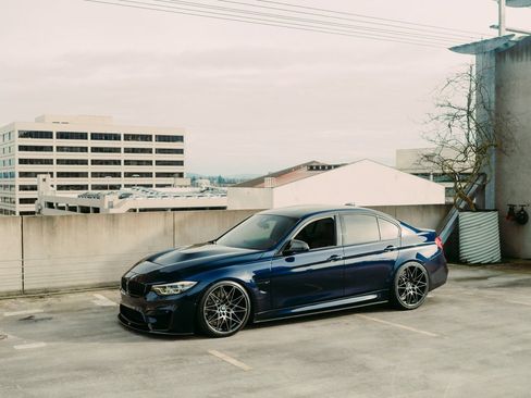 Used 2018 BMW M3 w/ Competition Package RWD image 4