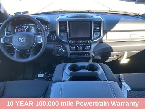 New 2026 RAM 1500 Big Horn AWD/4WD image 19