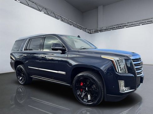 Used 2019 Cadillac Escalade Platinum image 8