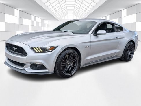 Used 2016 Ford Mustang GT w/ GT Performance Package image 3