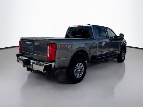 Used 2024 Ford F250 XLT w/ FX4 Off-Road Package AWD/4WD image 7