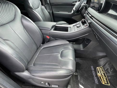 Used 2024 Hyundai Palisade Calligraphy image 10