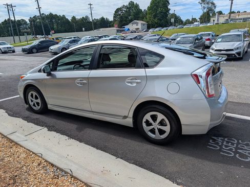 Used 2013 Toyota Prius Three FWD image 4