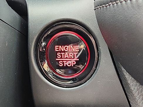 Used 2023 Honda HR-V LX image 22