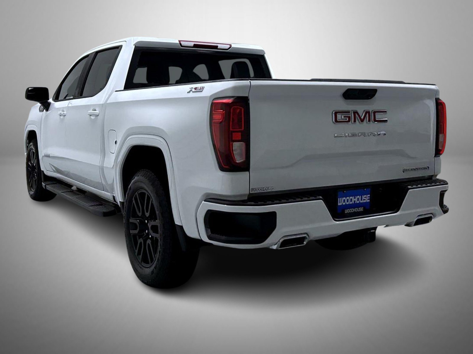 Used 2024 GMC Sierra 1500 Elevation AWD/4WD image 7