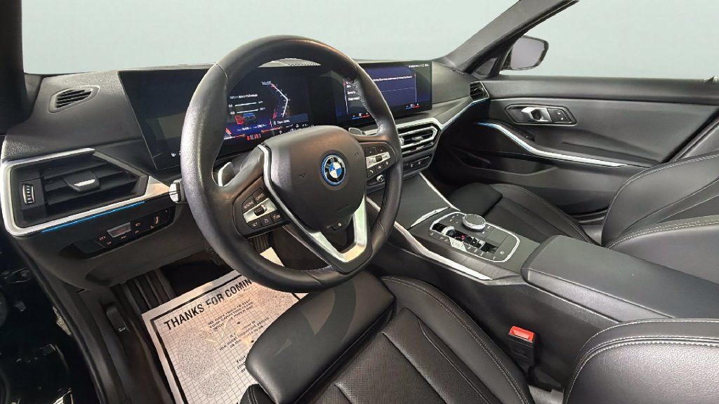 Used 2024 BMW 330e xDrive AWD/4WD image 15
