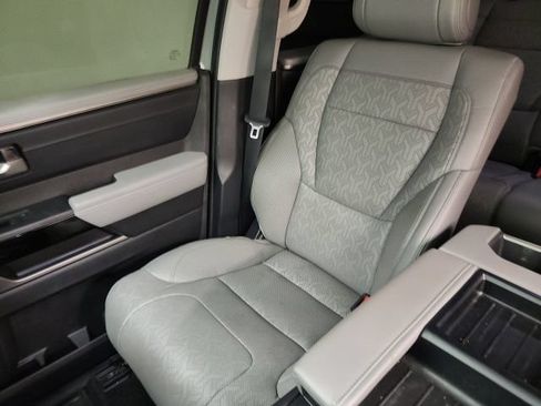 Used 2024 Toyota Tundra Limited w/ Power Package AWD/4WD image 16