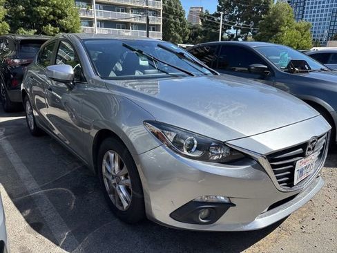 Used 2015 MAZDA MAZDA3 i Grand Touring image 2