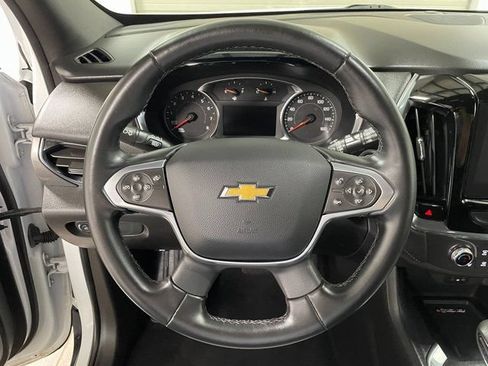 Used 2023 Chevrolet Traverse LT AWD/4WD image 14