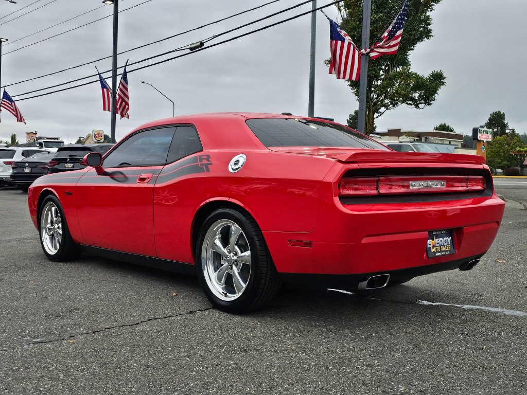 Used 2010 Dodge Challenger R/T RWD image 5