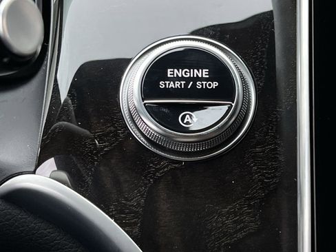 New 2026 Mercedes-Benz GLC 300 4MATIC image 31