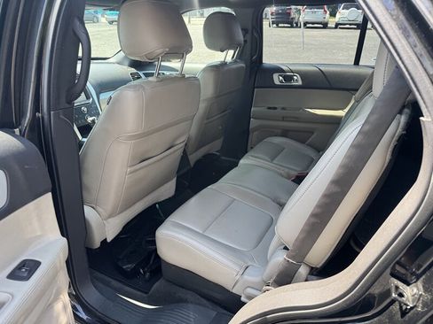 Used 2012 Ford Explorer XLT AWD/4WD image 10