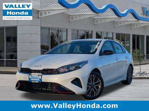 Used 2024 Kia Forte GT-Line image 1