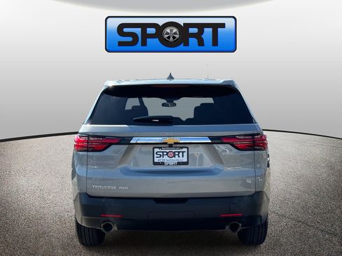 Used 2023 Chevrolet Traverse LS image 25