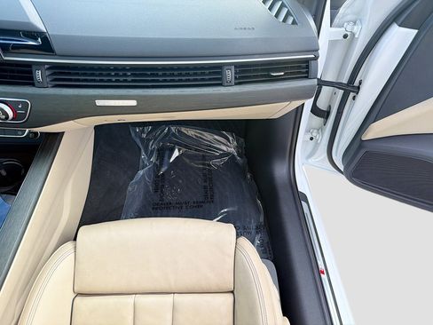 Used 2021 Audi A4 2.0T Premium w/ Convenience Package image 17