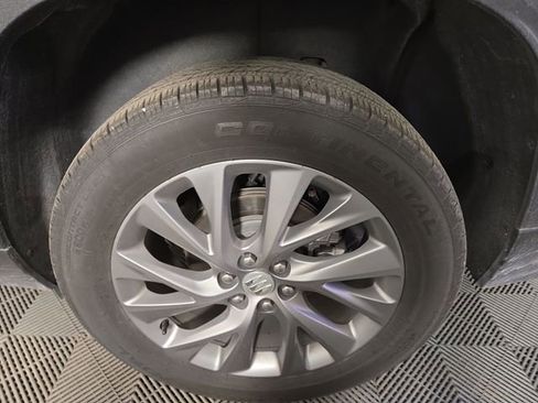 Used 2025 Buick Enclave Preferred AWD/4WD image 11