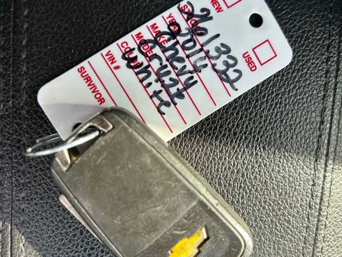 Used 2014 Chevrolet Cruze LT image 24