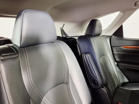 Used 2019 Lexus RX 450hL AWD image 12