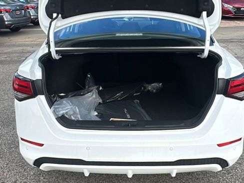 New 2025 Nissan Sentra S image 7