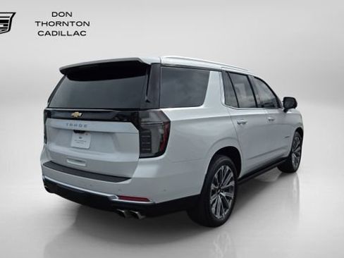 Used 2025 Chevrolet Tahoe High Country AWD/4WD image 5