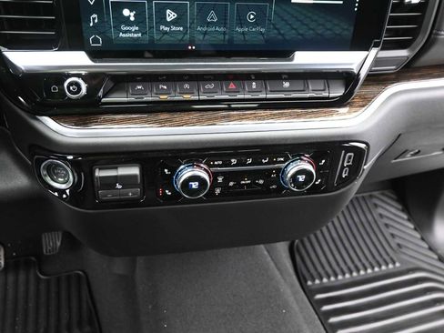 New 2026 GMC Sierra 1500 SLE w/ Preferred Package image 19