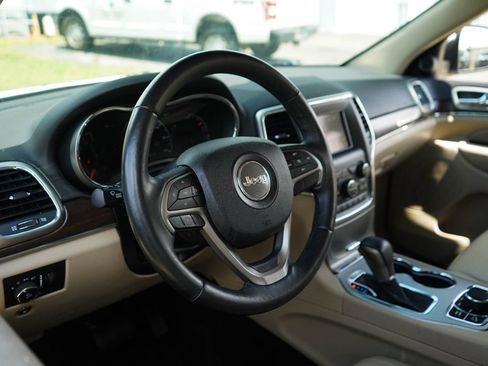 Used 2018 Jeep Grand Cherokee Limited w/ Trailer Tow Group IV AWD/4WD image 6
