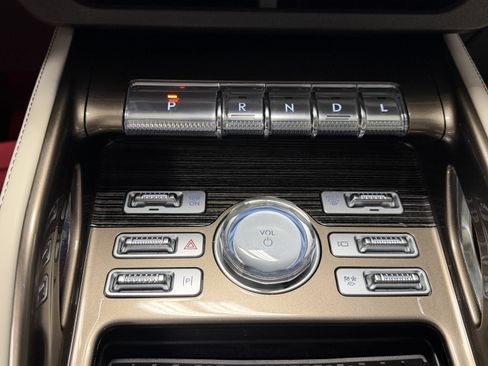 Used 2024 Lincoln Nautilus Black Label w/ Jet Appearance Package (87T) image 14