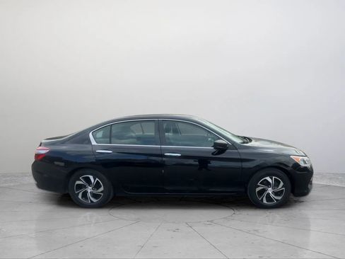 Used 2017 Honda Accord LX image 3