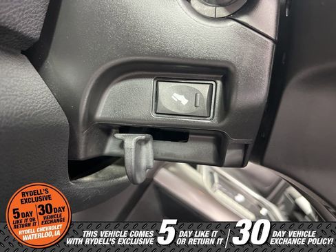 Used 2016 RAM 1500 Limited image 24