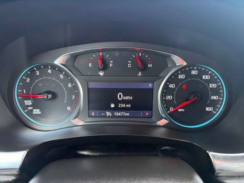 Used 2023 Chevrolet Traverse LT FWD image 29