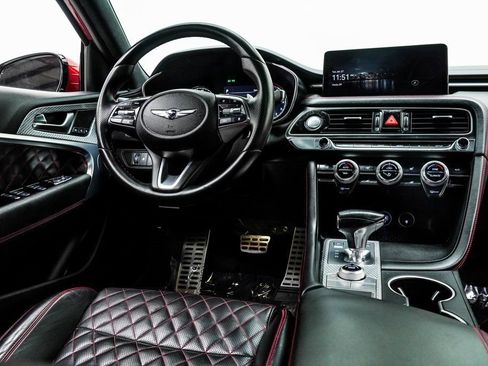 Used 2022 Genesis G70 3.3T image 19