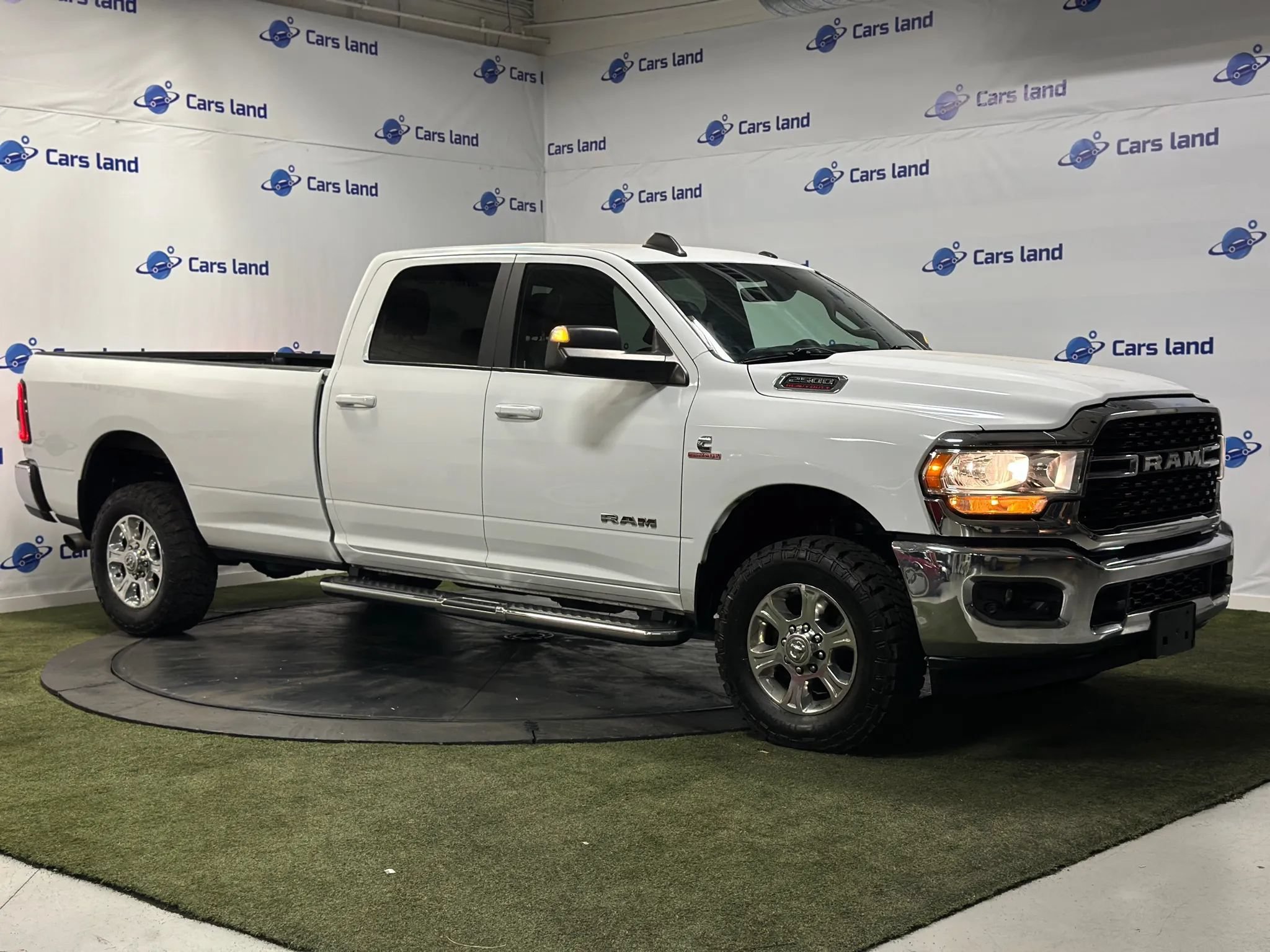Used 2022 RAM 2500 Big Horn w/ Level 1 Equipment Group AWD/4WD image 2