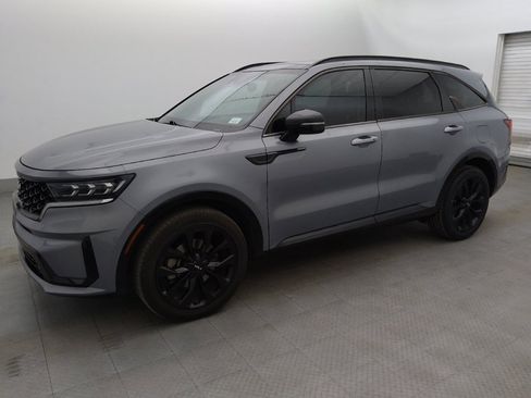 Used 2022 Kia Sorento SX FWD image 2