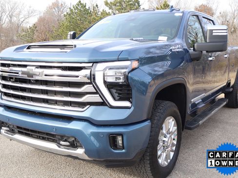 Used 2025 Chevrolet Silverado 2500 High Country w/ Technology Package image 10