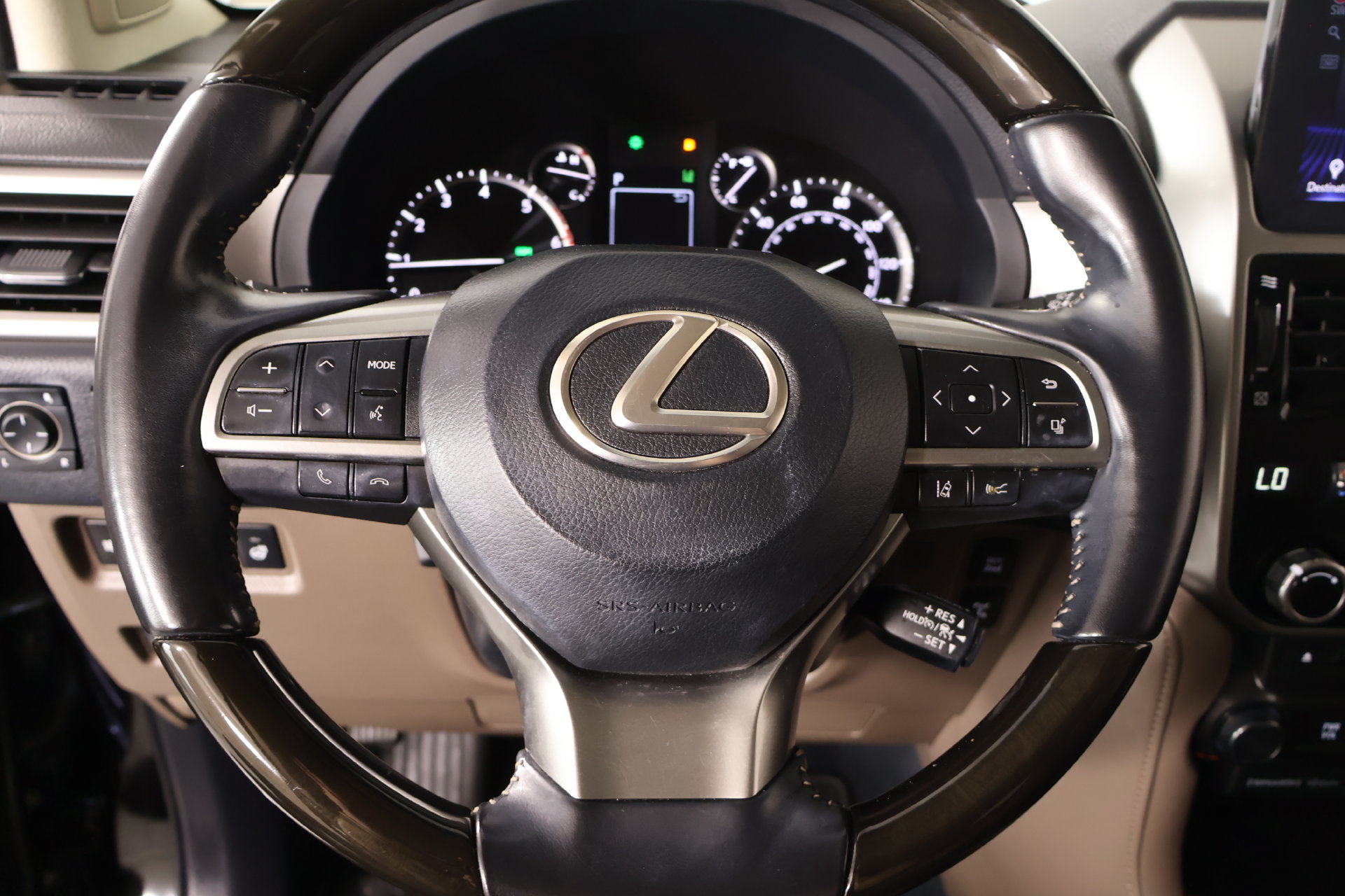 Used 2022 Lexus GX 460 Premium AWD/4WD image 3